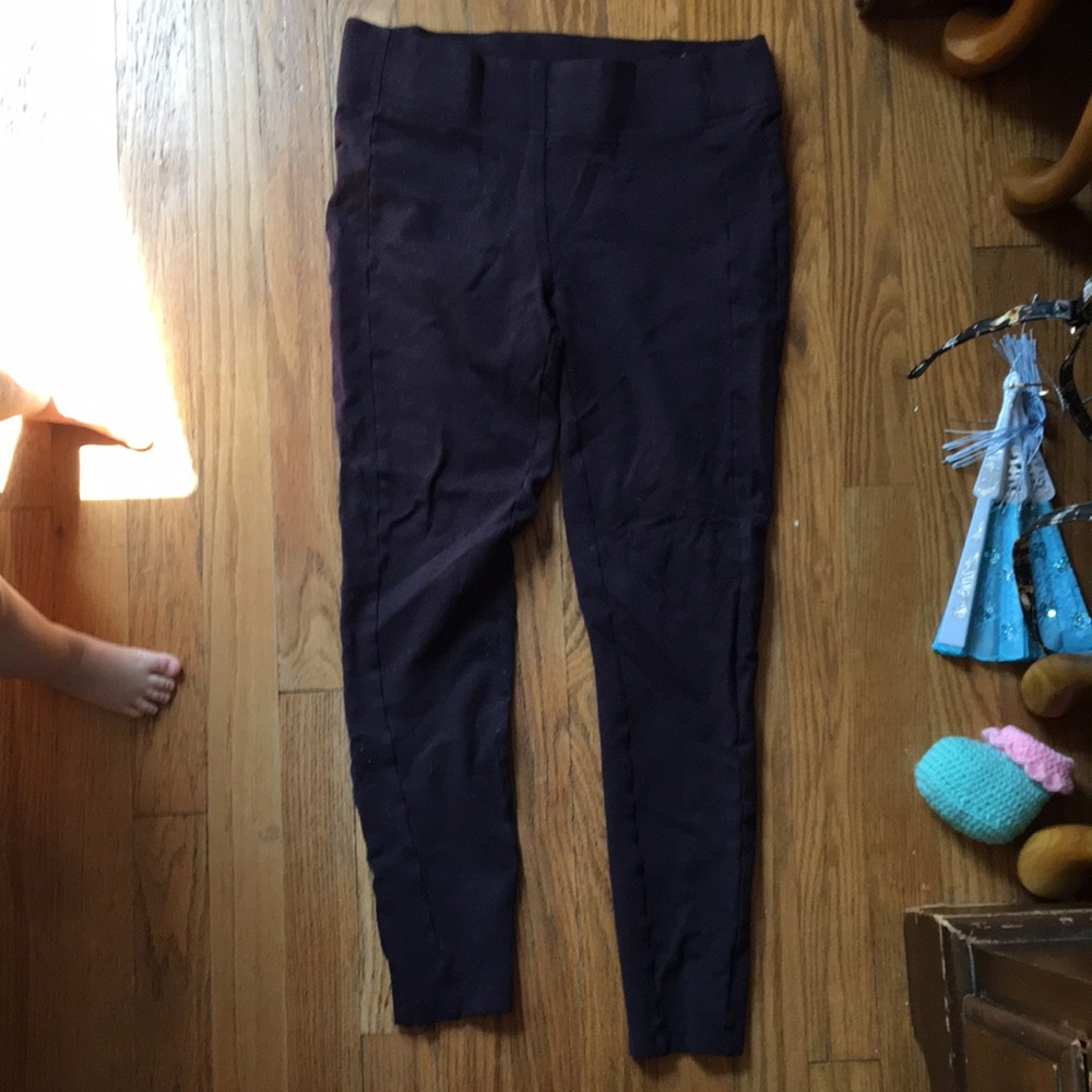 Purple leggings